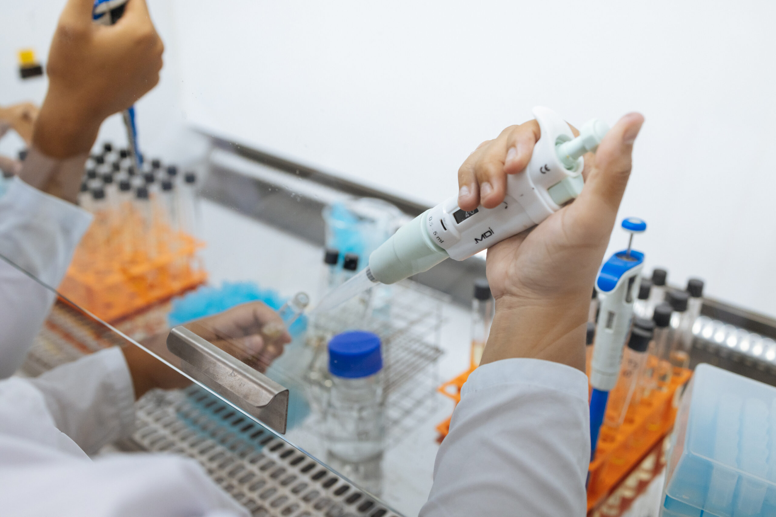 20231016-bioprocessos-e-microbiologia-de-alimentos-OUTLAB-64